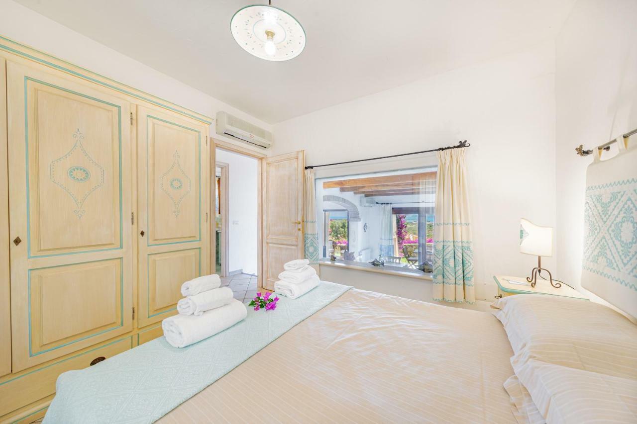 Villa Con Vista Porto San Paolo Loiri Porto San Paolo Exterior foto
